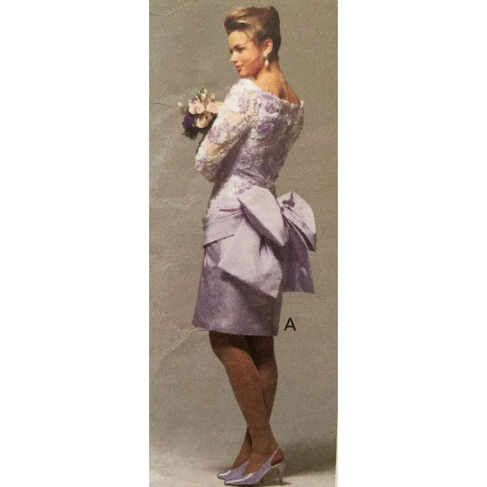 Vogue Wedding Designs BELLVILLE-SASSOON Pattern 2 lengths Bride Bridesmaid 14-18
